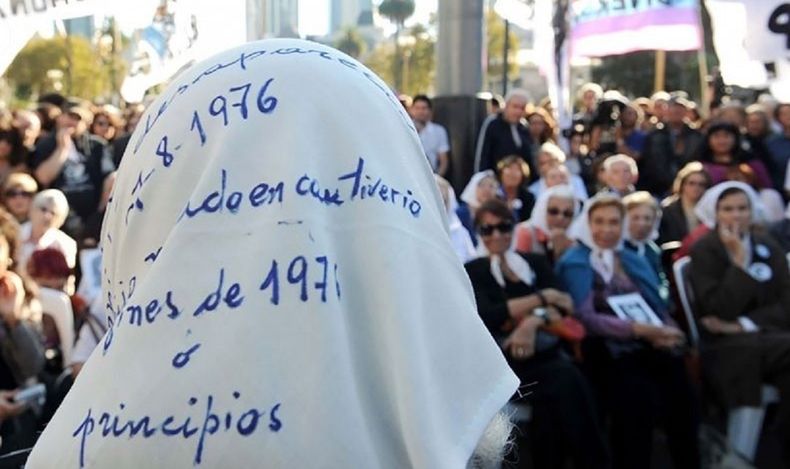 Juicio a 17 exintegrantes de la Policía Federal por crímenes durante la dictadura.