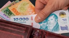 En las paritarias se cierran acuerdos a la baja, a la par de la inflación. En las paritarias se cierran acuerdos a la baja, a la par de la inflación.