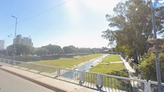 El río Suquía a la altura del puente Sarmiento, en donde murió ahogado un joven. El río Suquía a la altura del puente Sarmiento, en donde murió ahogado un joven.