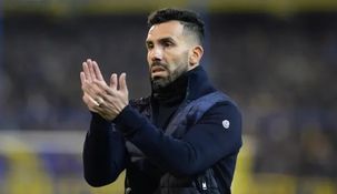 Carlos Tévez, al banco de Talleres. Carlos Tévez, al banco de Talleres.