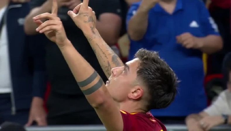 Paulo Dybala reveló que junto a Oriana Sabatini están buscando su primer hijo, aunque no logran coincidir por los compromisos laborales.