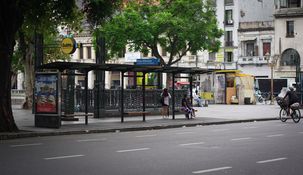 Los gremios de transporte adhirieron mayoritariamente al paro nacional.