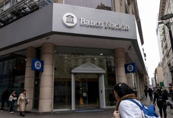 Cuánto gano si coloco esta suma en el plazo fijo en pesos a 30 días. Cuánto gano si coloco esta suma en el plazo fijo en pesos a 30 días.