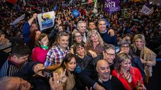 Alberto y Capitanich junto a militantes en Chaco. Alberto y Capitanich junto a militantes en Chaco.