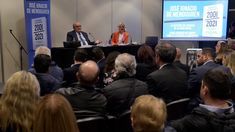 José Ignacio de Mendiguren presentó su libro.