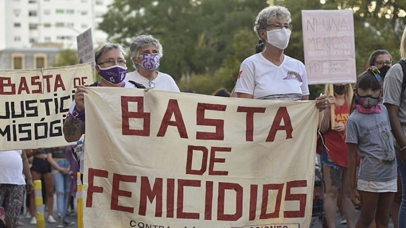 La fiscal María José Basiglio investiga un femicidio seguido de suicidio.