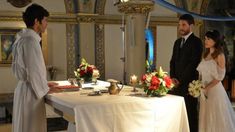 Lali Espósito y Mariano Martínez, en el altar: Esperanza no se casó y se reconcilio con el padre Tomás Lali Espósito y Mariano Martínez, en el altar: Esperanza no se casó y se reconcilio con el padre Tomás