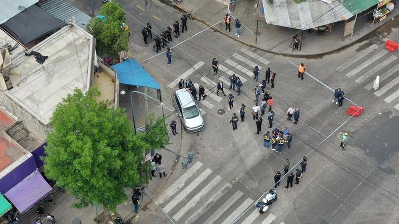 Cada vez más comprometidos los policías detenidos por el crimen de Lucas González.