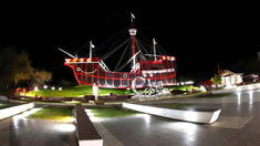 La Carabela Santa María, un ícono frente al mar en Santa Teresita.