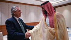 Alberto Fernández y el príncipe de Arabia Saudita, país miembro del BRICS.