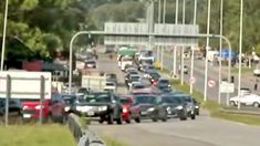 Alrededor de 215 mil turistas visitaron Mar del Plata durante el fin de semana extra largo. Alrededor de 215 mil turistas visitaron Mar del Plata durante el fin de semana extra largo.