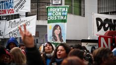 Un millón de personas marcharon en favor de Cristina Kirchner. Un millón de personas marcharon en favor de Cristina Kirchner.