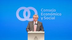 El Presidente encabezó el cierre del Consejo Económico y Social. El Presidente encabezó el cierre del Consejo Económico y Social.