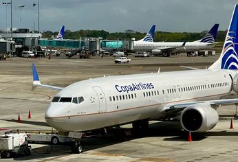 La tripulación de Copa Airlines denunció a las autoridades del Aeropuerto de Rosario lo sucedido dentro del avión. La tripulación de Copa Airlines denunció a las autoridades del Aeropuerto de Rosario lo sucedido dentro del avión.