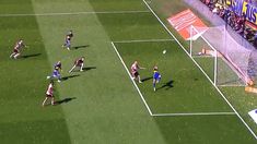 cavani convirtio el gol del empate, pero el var lo anulo cavani convirtio el gol del empate, pero el var lo anulo