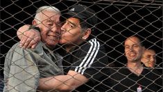 La tristeza de los famosos por la muerte de Don Diego Maradona La tristeza de los famosos por la muerte de Don Diego Maradona