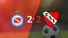 argentinos juniors e independiente igualaron 2 a 2 argentinos juniors e independiente igualaron 2 a 2