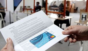 Los titulares de AUH, AUE y PNC para madres de 7 hijos podrán sumar el monto de la Tarjeta Alimentar a sus haberes mensuales.
