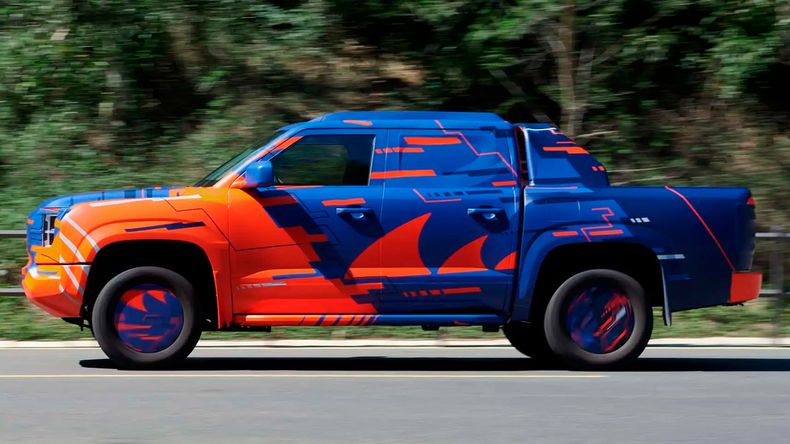 Por su silueta, las prestaciones serán muy similares a Toyota Hilux, Ford Ranger, VW Amarok, entre otros.