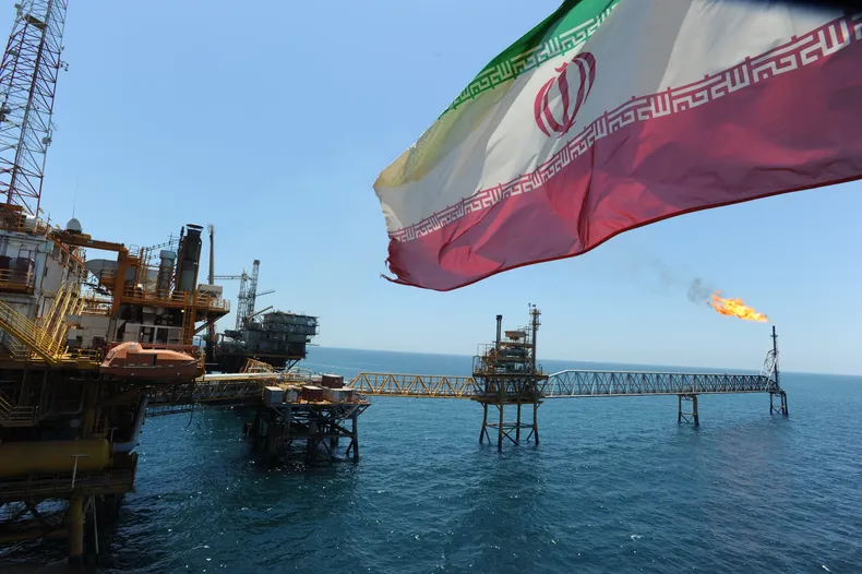 La guerra de Estados Unidos e Israel contra Irán disparó el precio del petróleo.