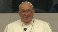 El papa Francisco podría regresar a su vivienda en la Residencia Santa Marta del Vaticano, a una habitación acondicionada para su terapia. El papa Francisco podría regresar a su vivienda en la Residencia Santa Marta del Vaticano, a una habitación acondicionada para su terapia.