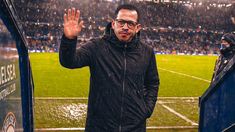 El exfutbolista y entrenador inglés de 41 años fue despedido. El exfutbolista y entrenador inglés de 41 años fue despedido.