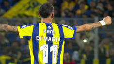 Ángel Di María metió un golazo histórico en el clásico rosarino. Ángel Di María metió un golazo histórico en el clásico rosarino.