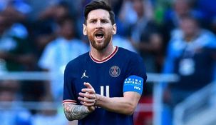 Messi se ganó la ovación de los hinchas del City. Messi se ganó la ovación de los hinchas del City.