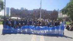 Apenas una treintena de personas concurrieron a la convocatoria del campo.