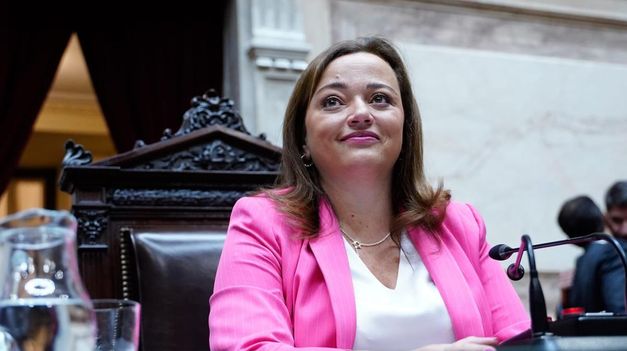 Cecilia Moreau, presidenta de la Cámara de Diputadas.