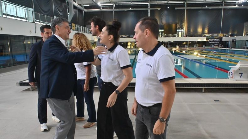 Macri hizo el anuncio junto a referentes del deporte. Macri hizo el anuncio junto a referentes del deporte.