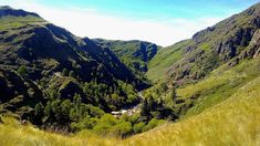 El exótico pueblo de Argentina que está en medio de las sierras y tiene arroyos para pasar la tarde. El exótico pueblo de Argentina que está en medio de las sierras y tiene arroyos para pasar la tarde.