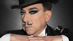 La decisión de Aníbal Pachano ante la crisis económica: hará teatro a la gorra La decisión de Aníbal Pachano ante la crisis económica: hará teatro a la gorra