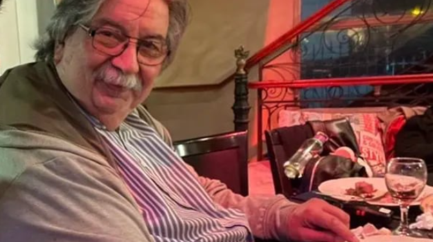 Tito padece de obesidad y se propuso empezar a moverse para poder ir al casamiento de sus nietos.