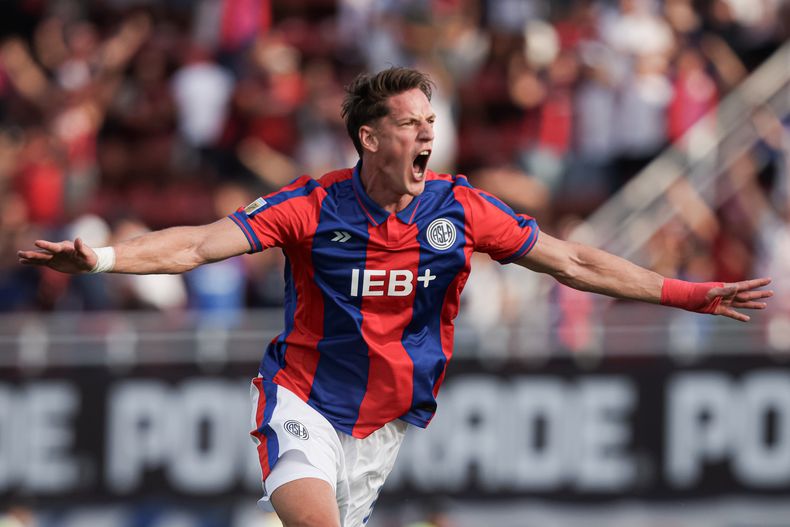 Con gol de Vombergar