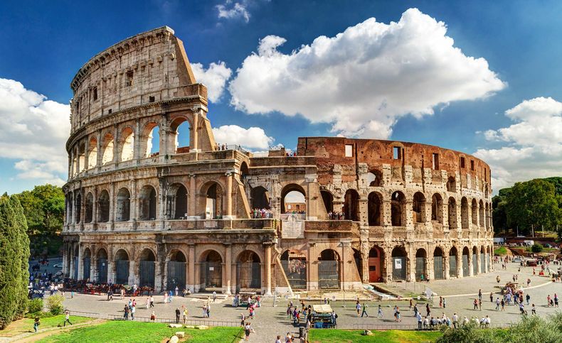 La guía de 56 años falleció en el Coliseo Romano.