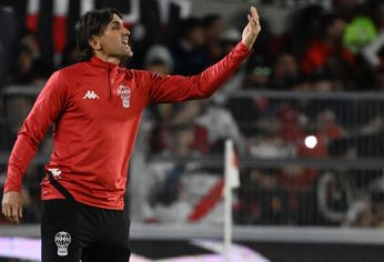 Diego Martínez, DT de Huracán. Diego Martínez, DT de Huracán.