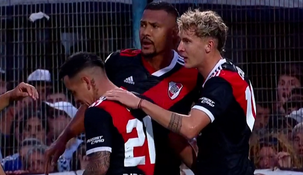 Rondón festeja su gol junto a Barco y Colidio.