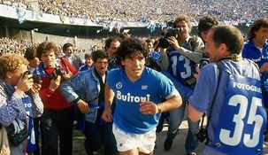 Diego Maradona será protagonista de la serie del Napoli Diego Maradona será protagonista de la serie del Napoli
