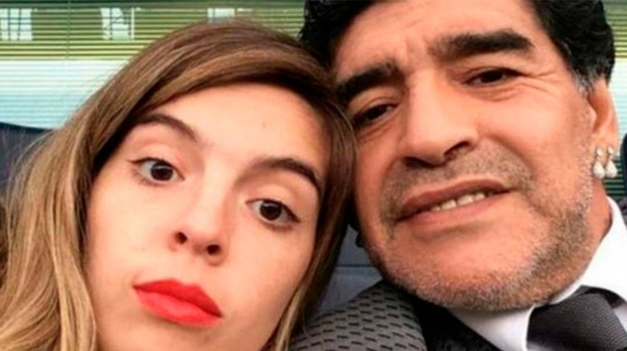 La hija del Diez reveló que todos los seguidores de su papá podrán visitarlo cuando quieran.