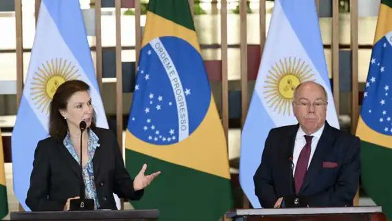 Diana Mondino y Mauro Vieira