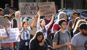 Marcha federal universitaria por la Ley de Financiamiento Universitario.
