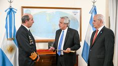 El presidente Alberto Fernández y el ministro de Defensa, Jorge Taiana