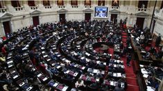 Las comisiones comenzarán al mediodía.