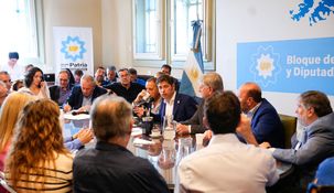 Kicillof fue uno de los presentes en la reunión.