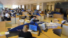 La administración pública nacional funcionará normalmente el 27 de junio.