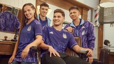 La camiseta alternativa de la Selección es una de las más vendidas. La camiseta alternativa de la Selección es una de las más vendidas.