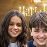 Los personajes de la primera temporada de la nueva serie de Harry Potter producida por HBO y HBO Max. Los protagonistas: Arabella Stanton (Hermione), Dominic McLaughlin (Potter) y Alastair Stout (Ron). Los personajes de la primera temporada de la nueva serie de Harry Potter producida por HBO y HBO Max. Los protagonistas: Arabella Stanton (Hermione), Dominic McLaughlin (Potter) y Alastair Stout (Ron).