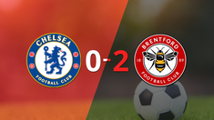 solido triunfo de brentford en casa de chelsea por 2 a 0