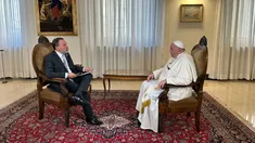 Gustavo Sylvestre entrevistó al papa Francisco en ocasión de los diez años de su papado. Gustavo Sylvestre entrevistó al papa Francisco en ocasión de los diez años de su papado.